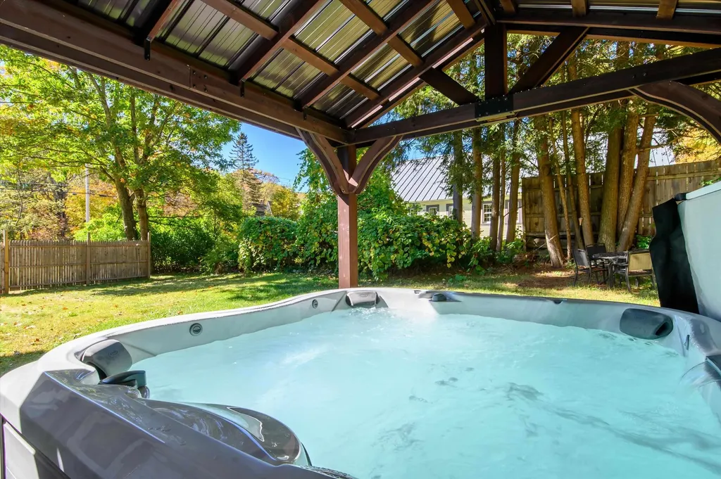 329 Main Street Cavendish VT 05153