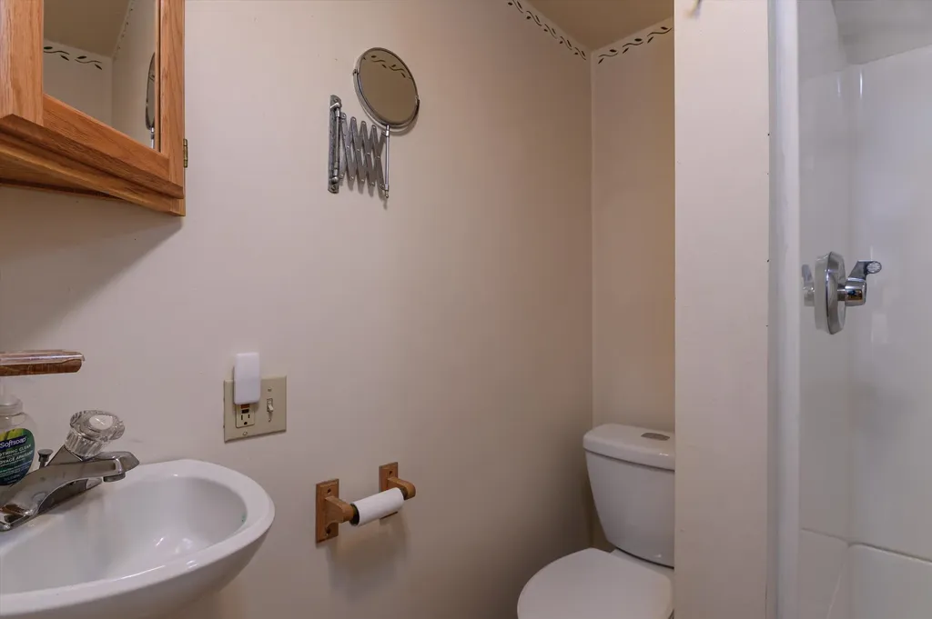 329 Main Street Cavendish VT 05153