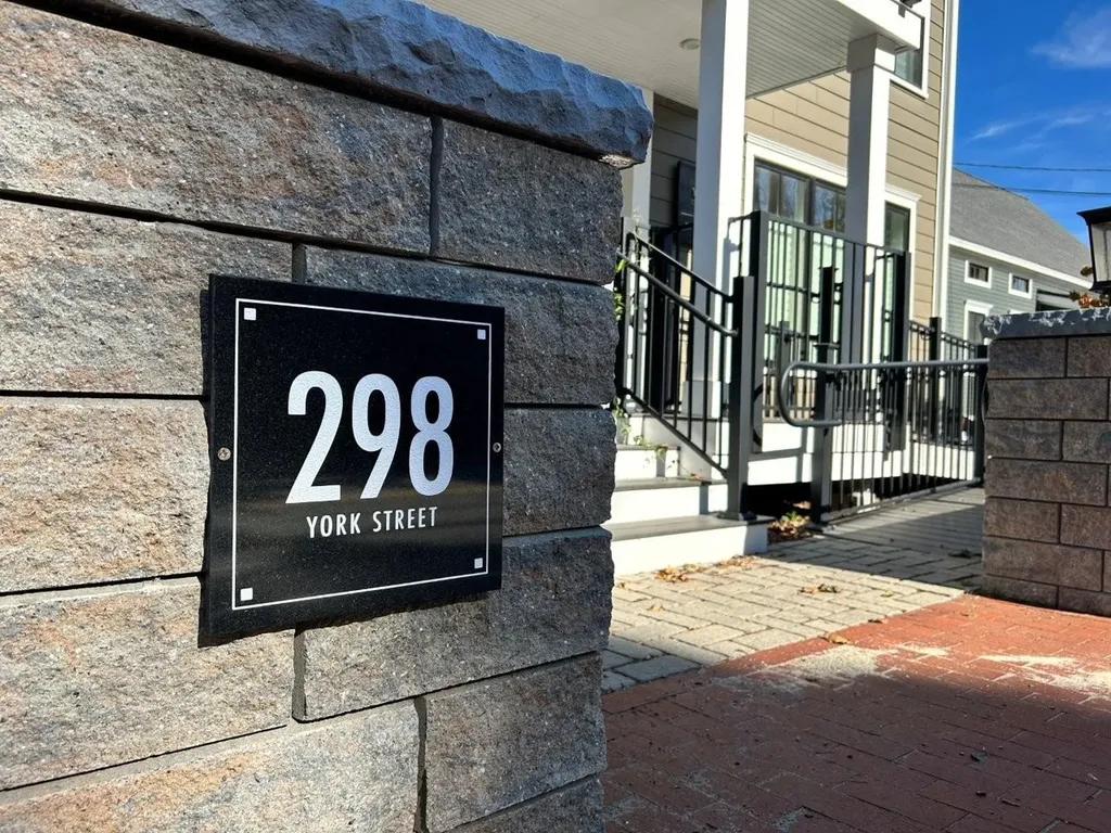 298 York Street York ME 03909