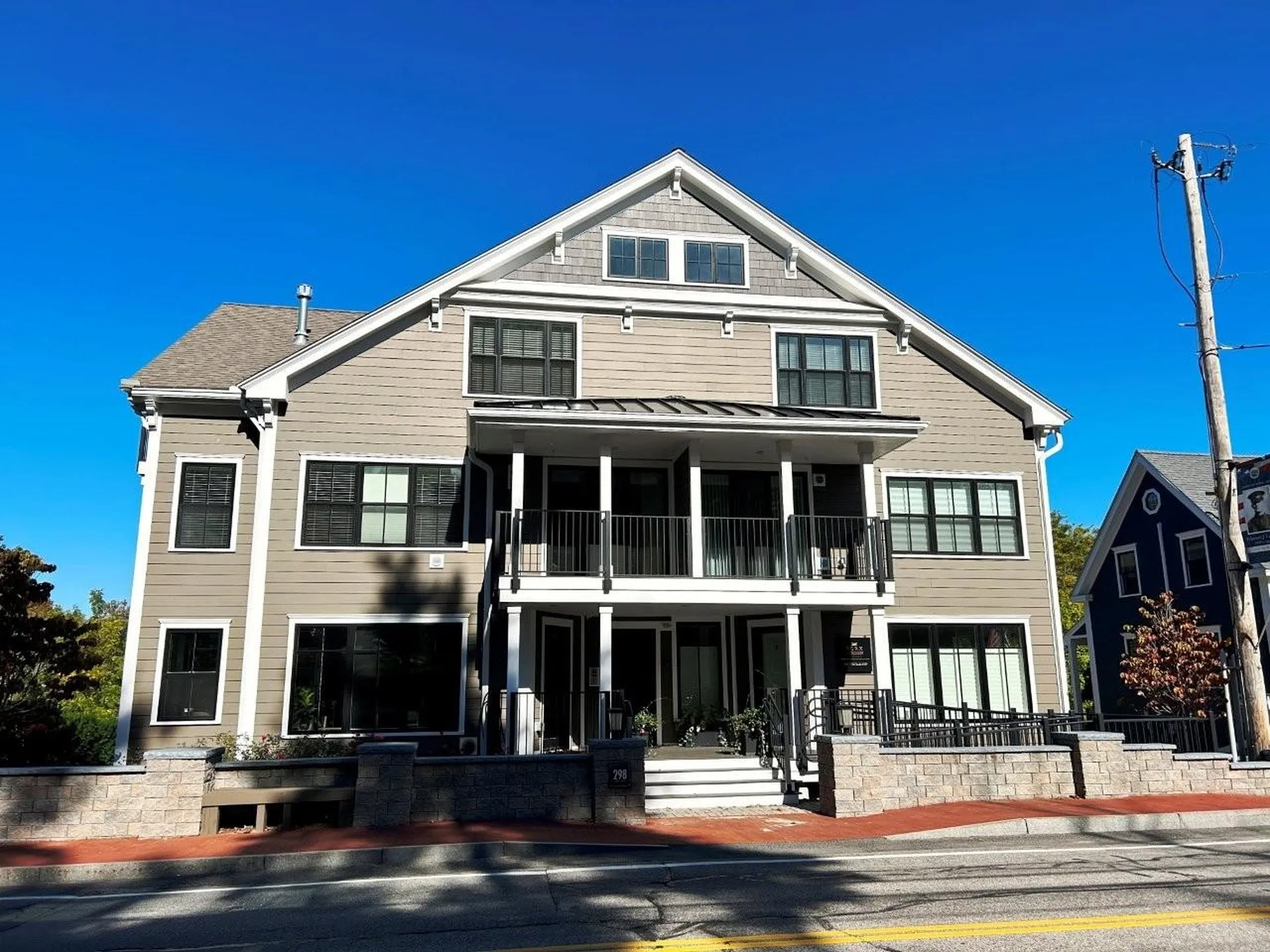 298 York Street York ME 03909