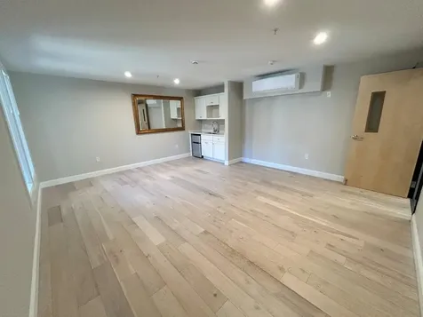 298 York Street York ME 03909