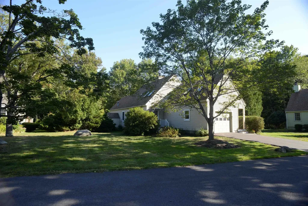 445 Ocean Road Portsmouth NH 03801