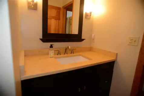 445 Ocean Road Portsmouth NH 03801