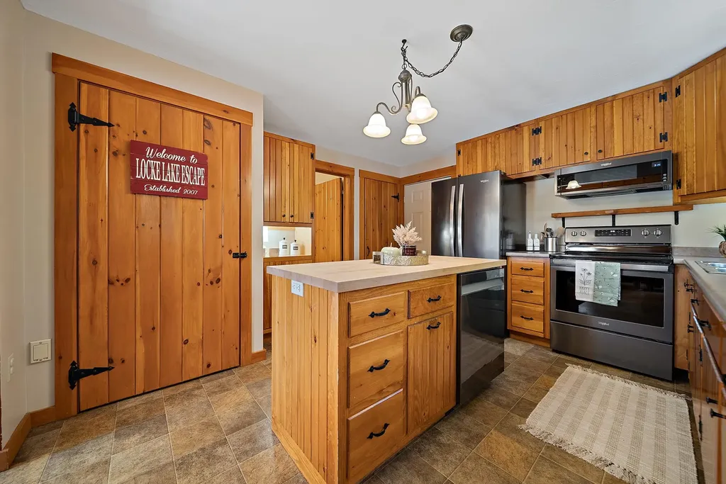 77 Georgetown Drive Barnstead NH 03225