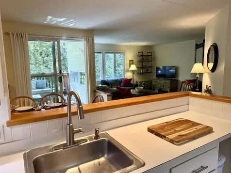 102 Upper Phase Road Warren VT 05674