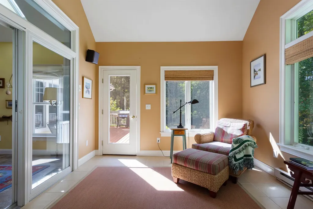 16 Parkman Brook Lane Stratham NH 03885