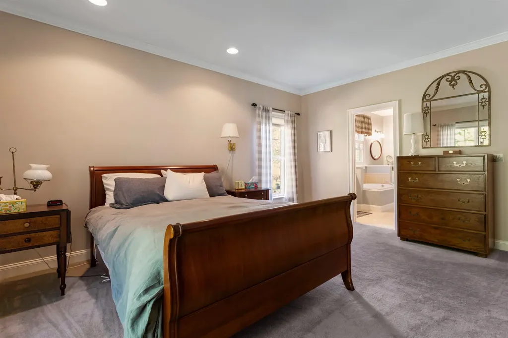 16 Parkman Brook Lane Stratham NH 03885