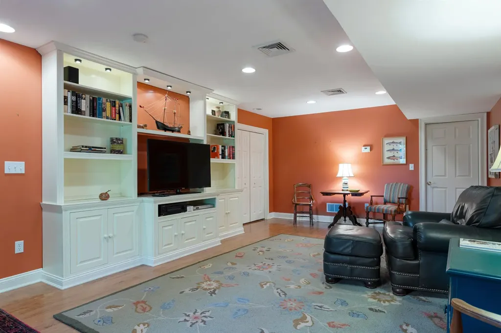 16 Parkman Brook Lane Stratham NH 03885