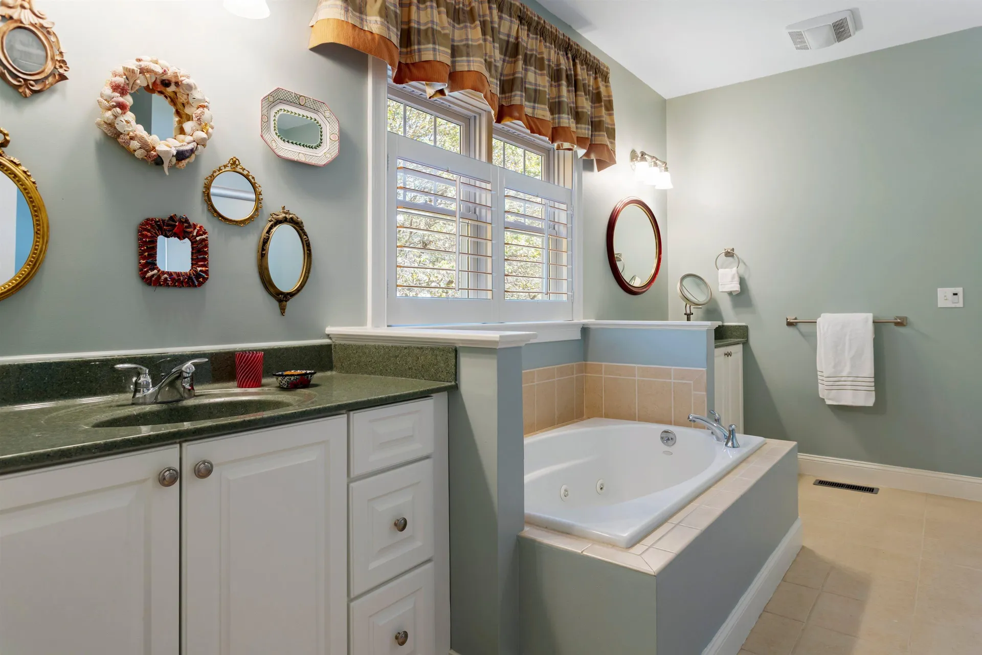 16 Parkman Brook Lane Stratham NH 03885