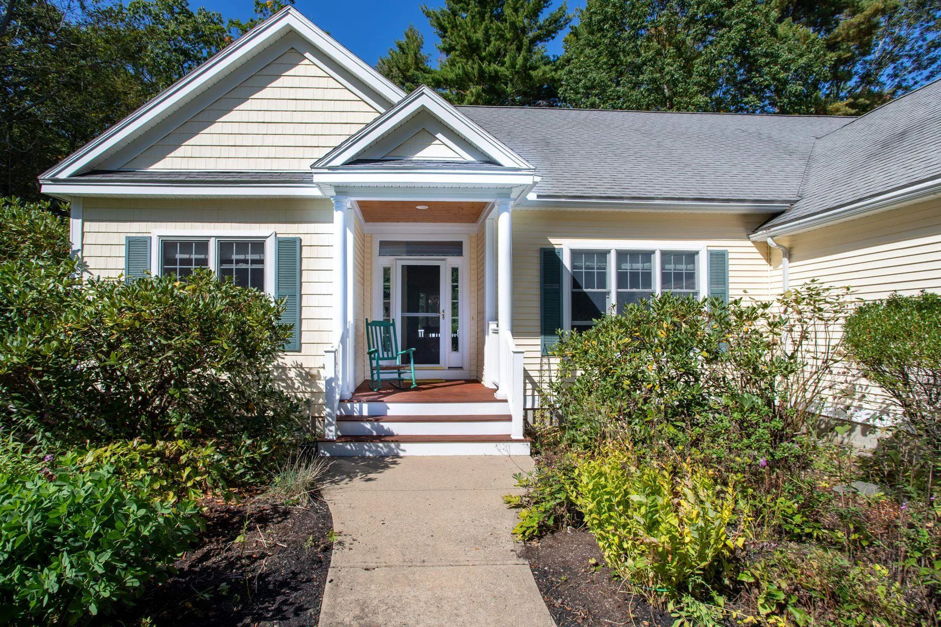 16 Parkman Brook Lane Stratham NH 03885