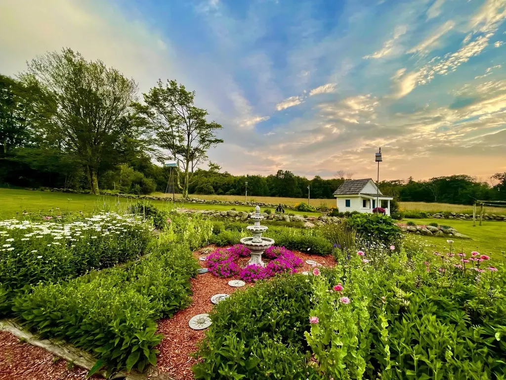 216 North Road Candia NH 03034