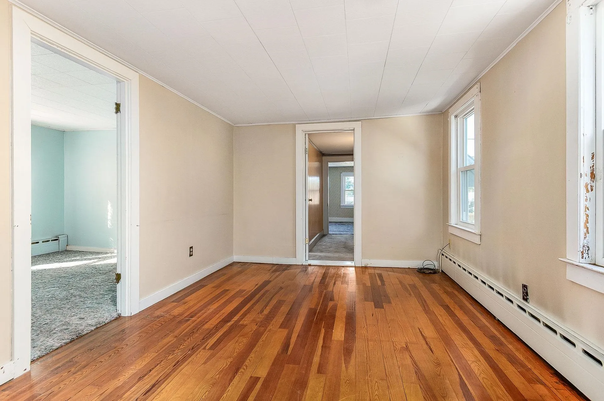 157 Wakefield Street Rochester NH 03867-1303