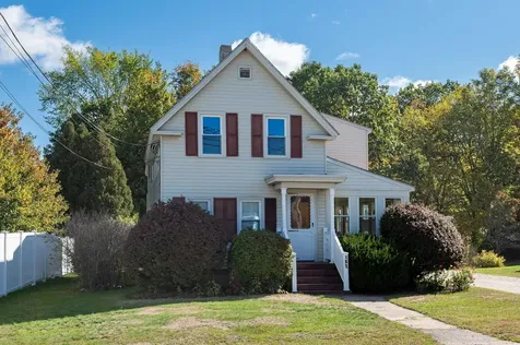 157 Wakefield Street Rochester NH 03867-1303