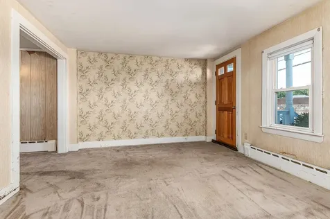 157 Wakefield Street Rochester NH 03867-1303