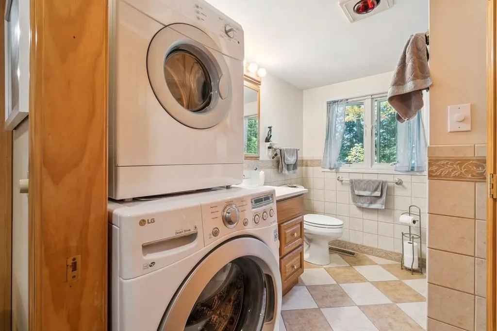 12 Brown Road Newport NH 03773