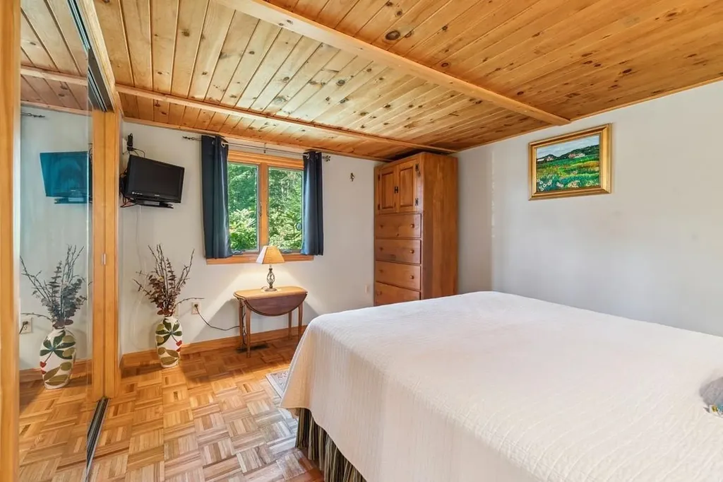 12 Brown Road Newport NH 03773