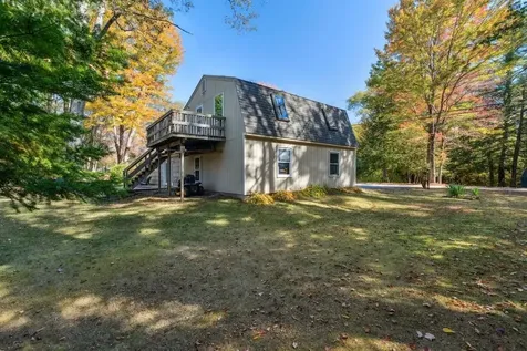 12 Brown Road Newport NH 03773