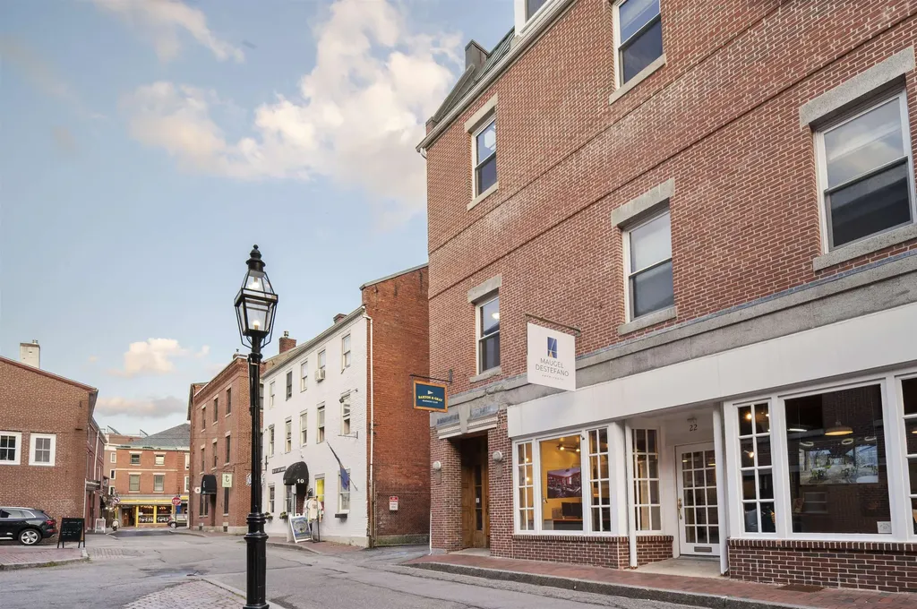 20 Ladd Street Portsmouth NH 03801