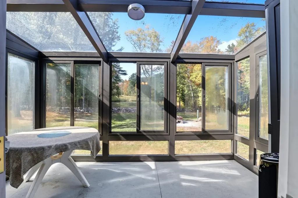 304 White Oaks Road Laconia NH 03246