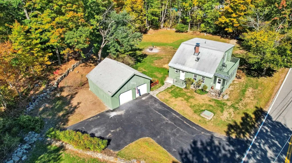 304 White Oaks Road Laconia NH 03246