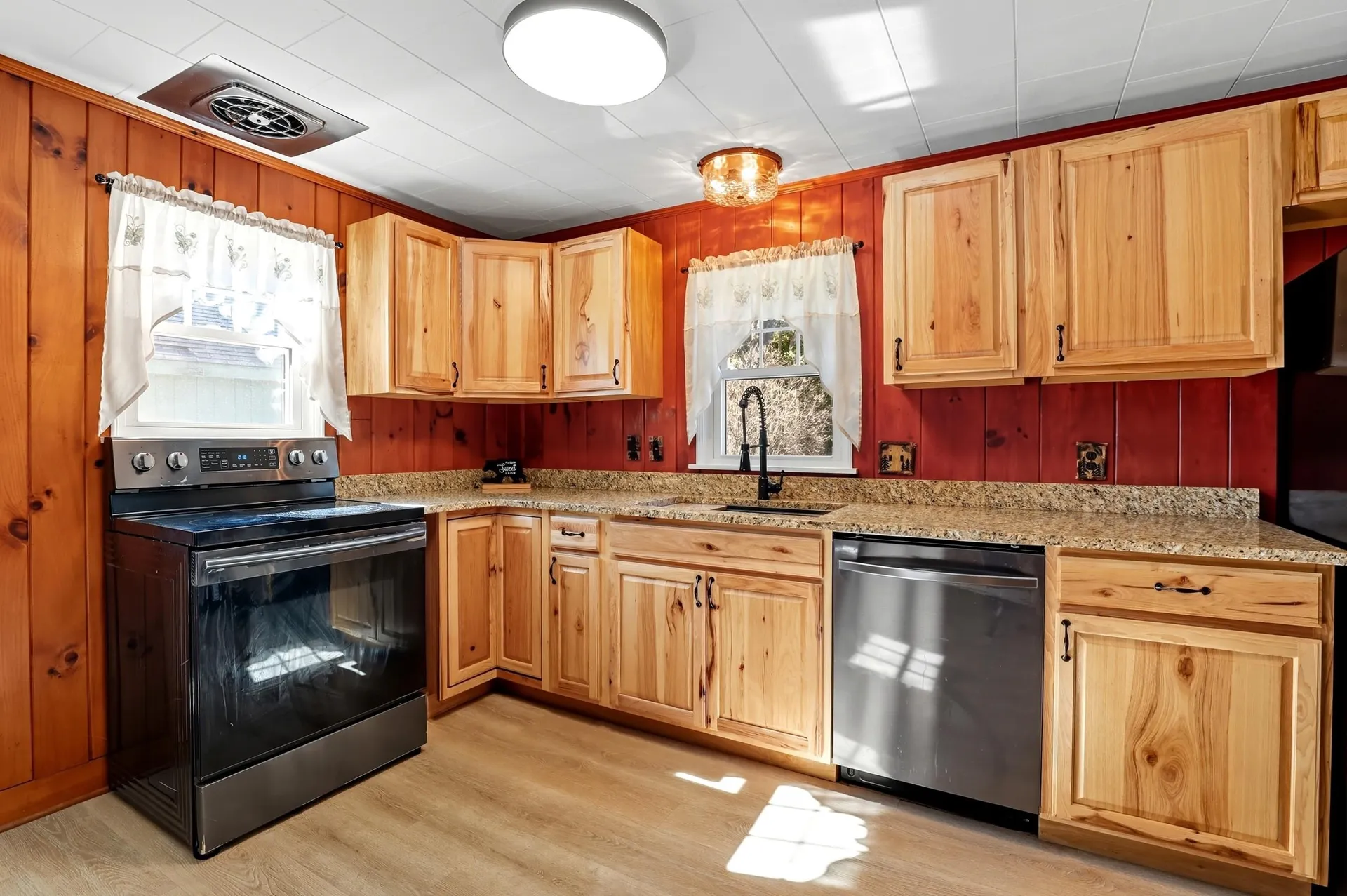 304 White Oaks Road Laconia NH 03246