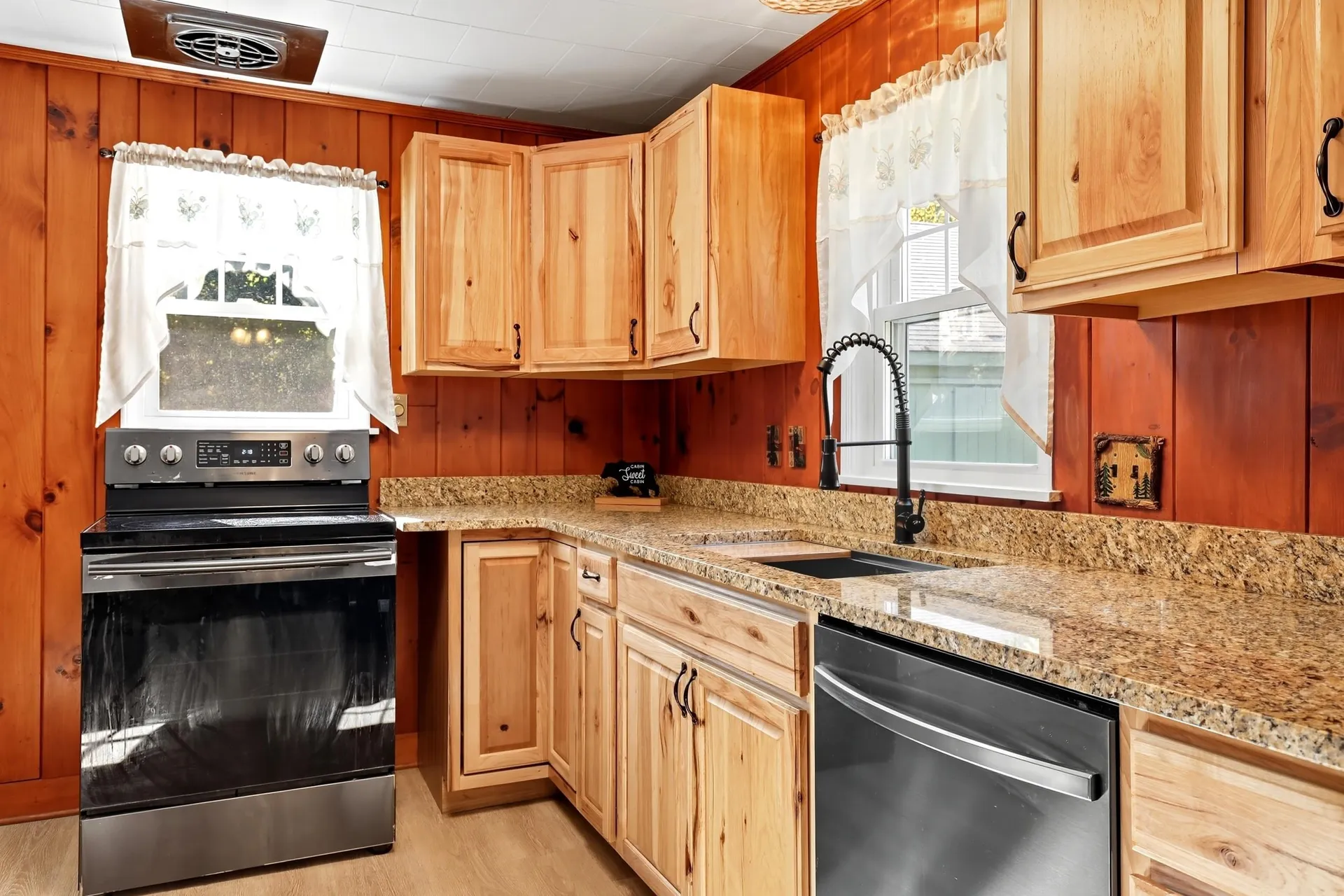 304 White Oaks Road Laconia NH 03246