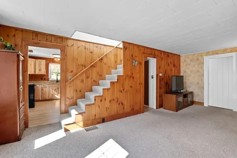 304 White Oaks Road Laconia NH 03246