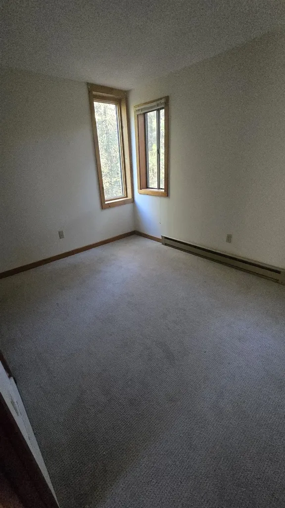 64 Troon Drive Grantham NH 03753