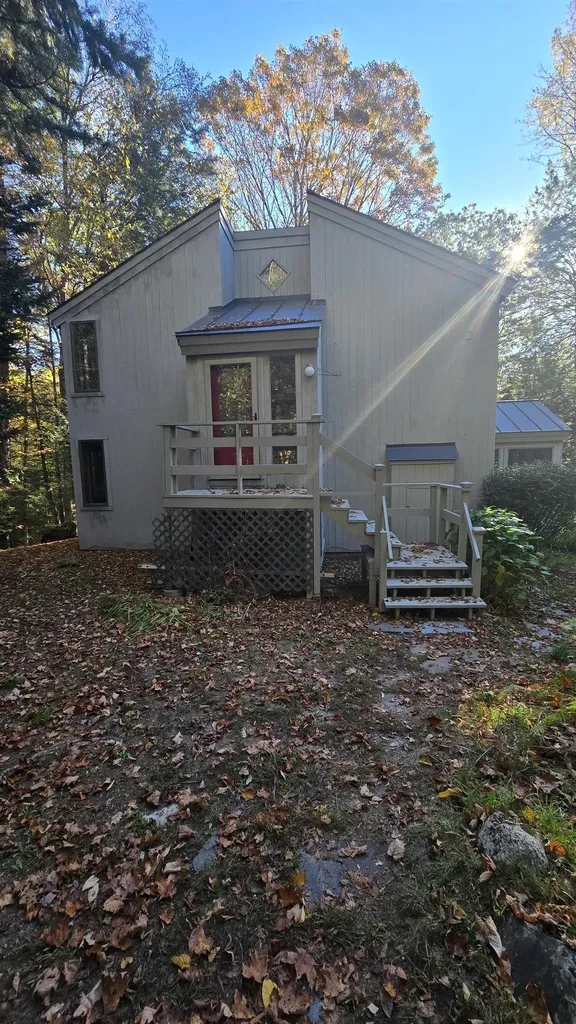 64 Troon Drive Grantham NH 03753