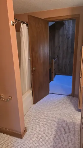 64 Troon Drive Grantham NH 03753