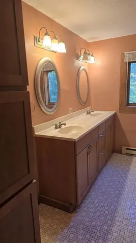 64 Troon Drive Grantham NH 03753