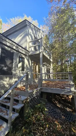 64 Troon Drive Grantham NH 03753