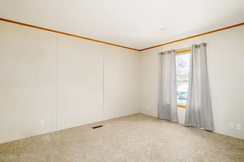 2 Cleo Circle Rochester NH 03868