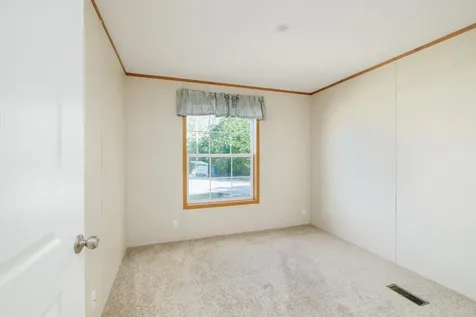 2 Cleo Circle Rochester NH 03868