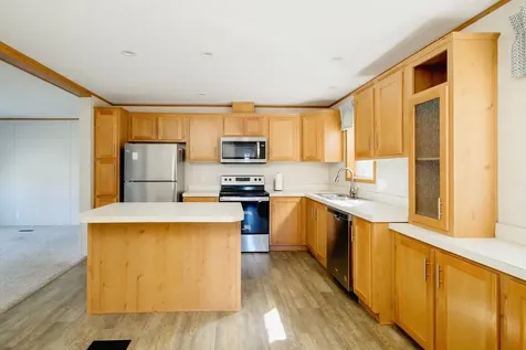 2 Cleo Circle Rochester NH 03868