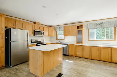 2 Cleo Circle Rochester NH 03868