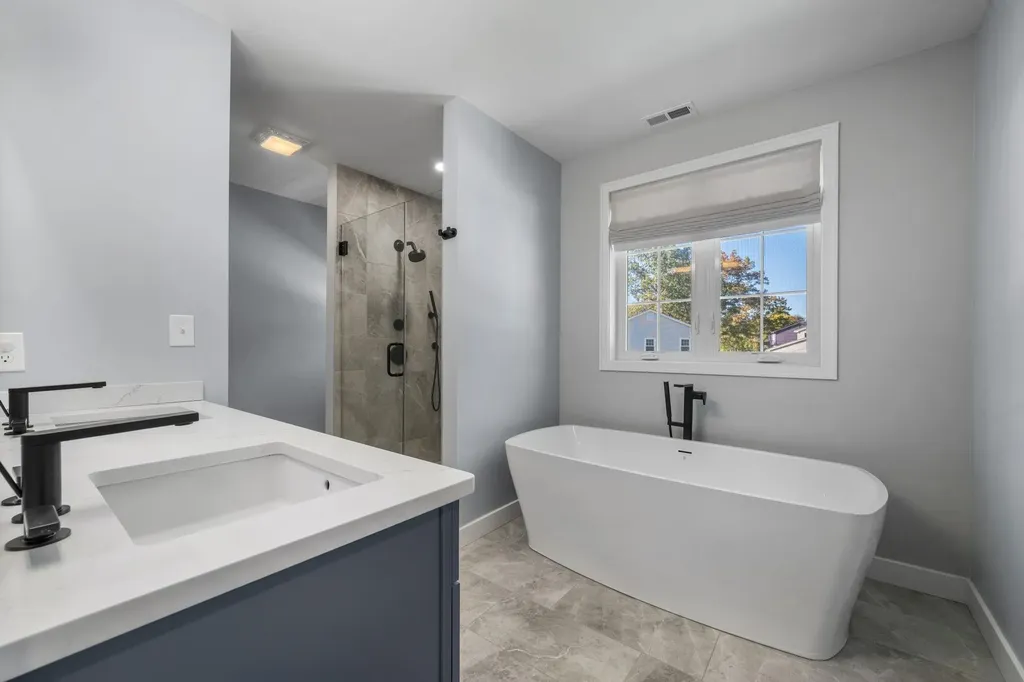 3 Paddington Place Nashua NH 03064