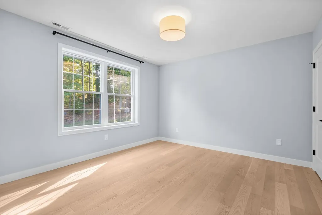 3 Paddington Place Nashua NH 03064