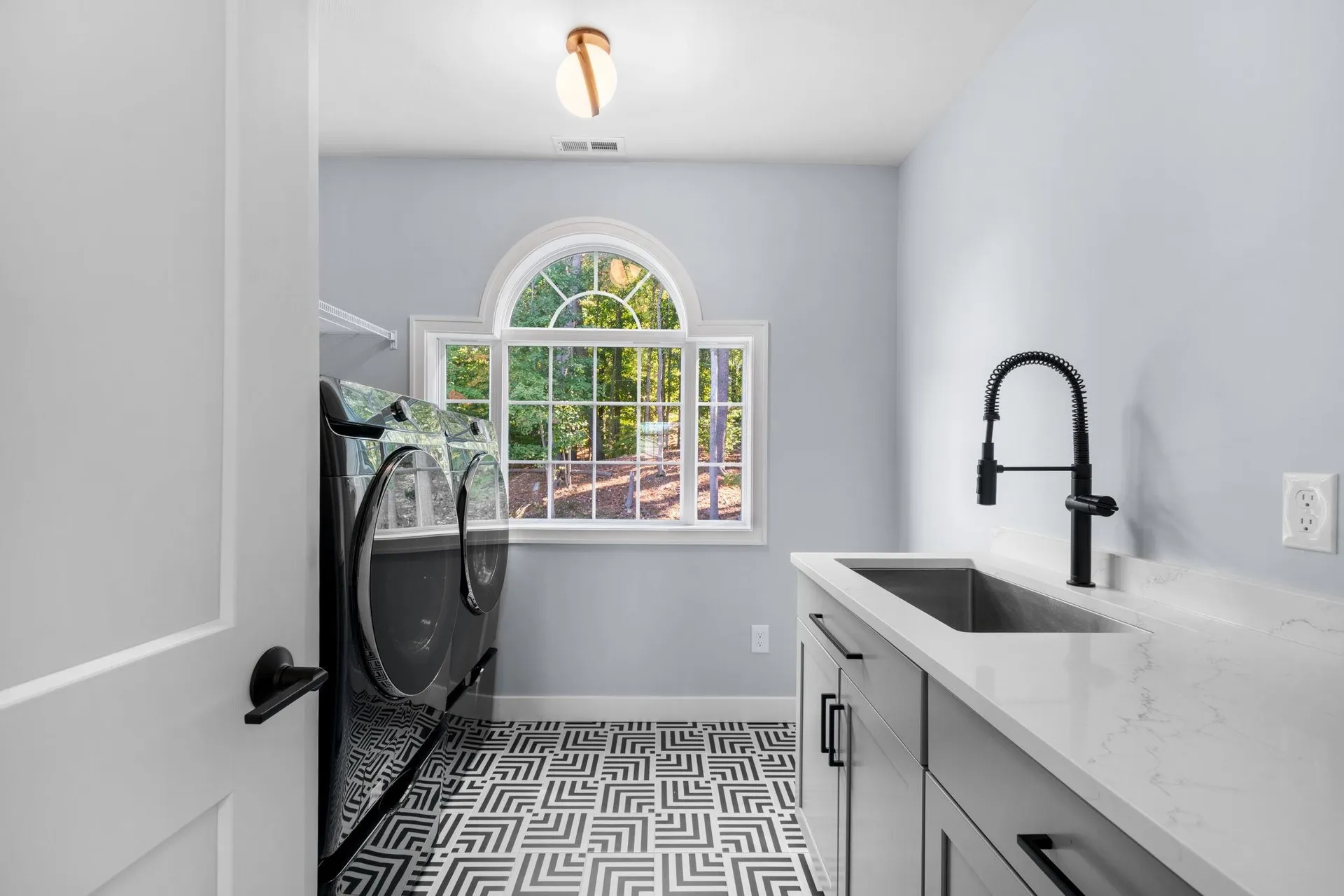 3 Paddington Place Nashua NH 03064