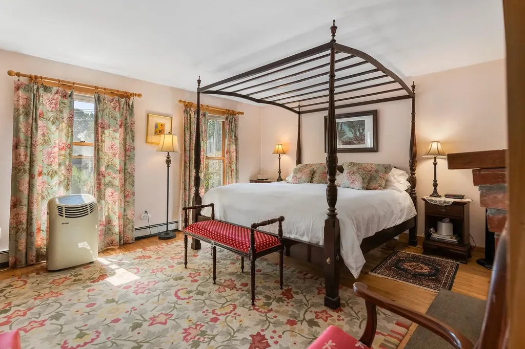 32 Maple Street Andover NH 03216