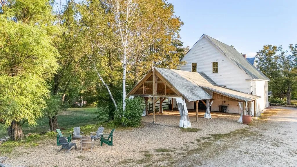 32 Maple Street Andover NH 03216