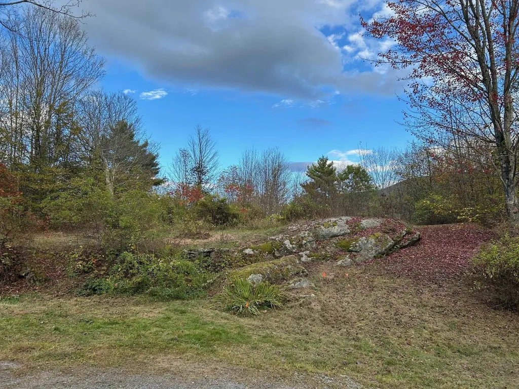 77 Winding Road West Windsor VT 05037