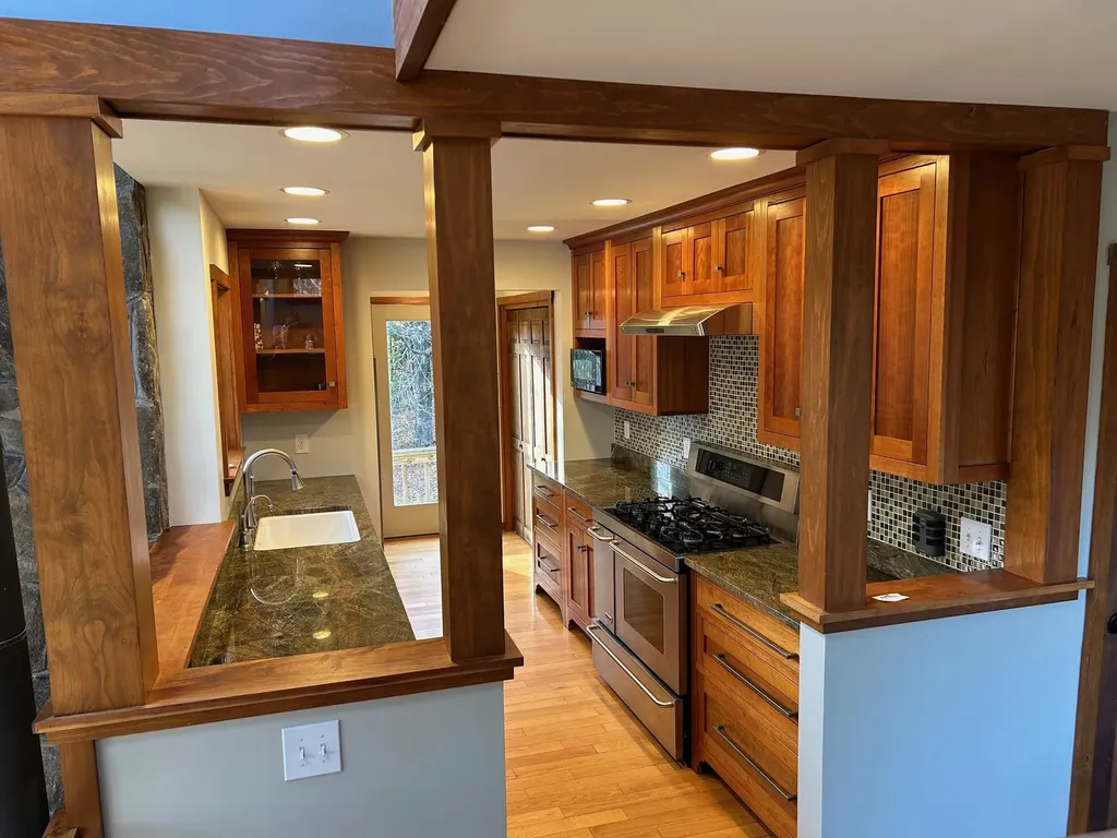 77 Winding Road West Windsor VT 05037