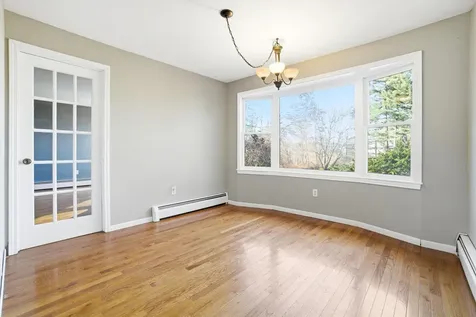 7 Fairhaven Road Nashua NH 03060