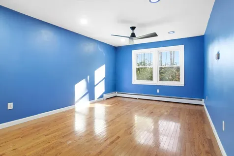 7 Fairhaven Road Nashua NH 03060