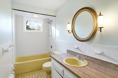 7 Fairhaven Road Nashua NH 03060