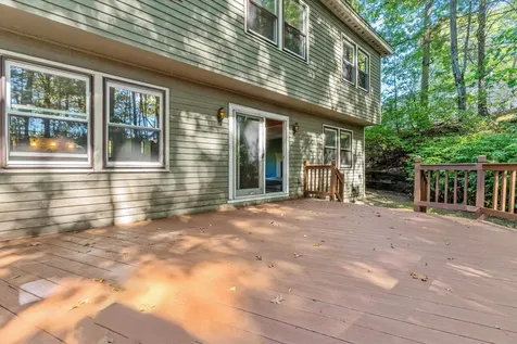 7 Fairhaven Road Nashua NH 03060