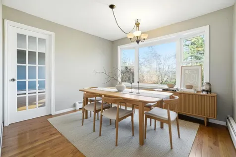 7 Fairhaven Road Nashua NH 03060