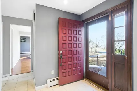 7 Fairhaven Road Nashua NH 03060