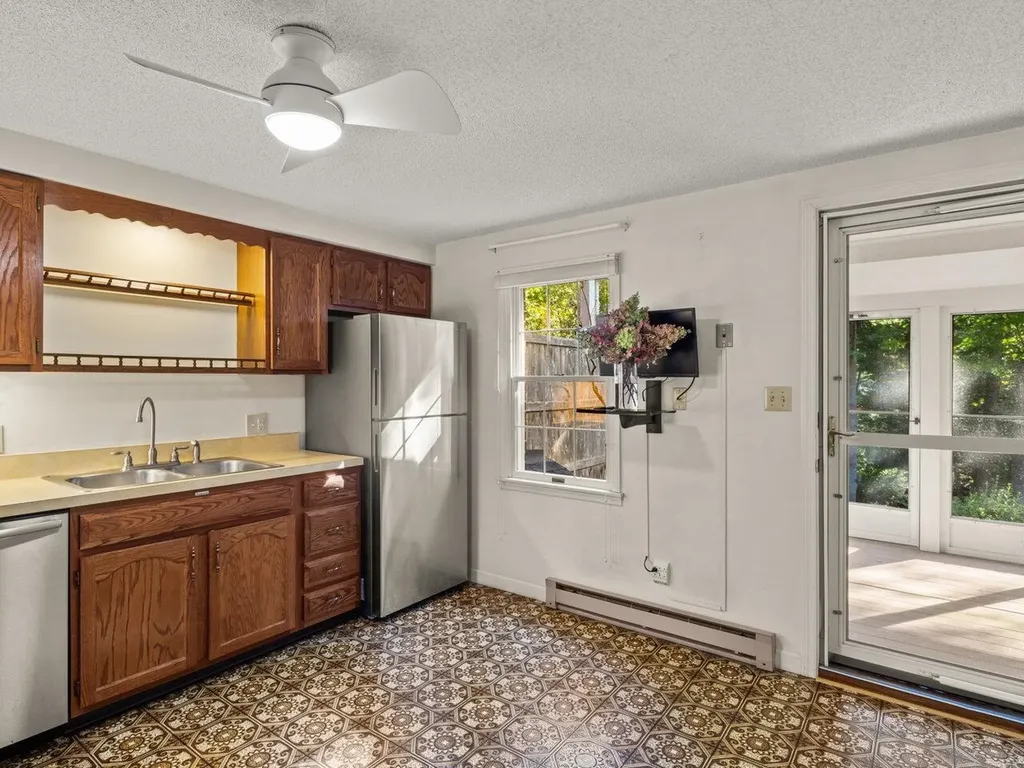 69 Joy Drive South Burlington VT 05403